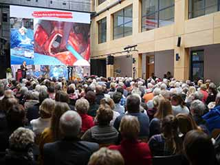 Immanuel Klinikum Bernau Herzzentrum Brandenburg - Nachrichten - MOZ - 25 Jahre Herzchirurgie und Kardiologie - Publikum bei LIVE-Operation