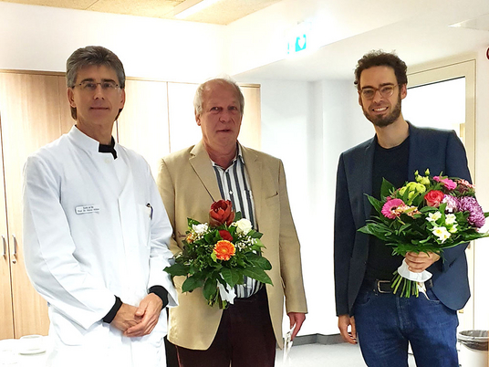 Immanuel Klinik Rüdersdorf | Psychiatrie | Medizinische Hochschule Brandenburg | Erster Promotionsabschluss an der MHB | Prof. Völler (links) Prof. Martin Heinze (Mitte) Dr. Samuel Thoma (rechts)